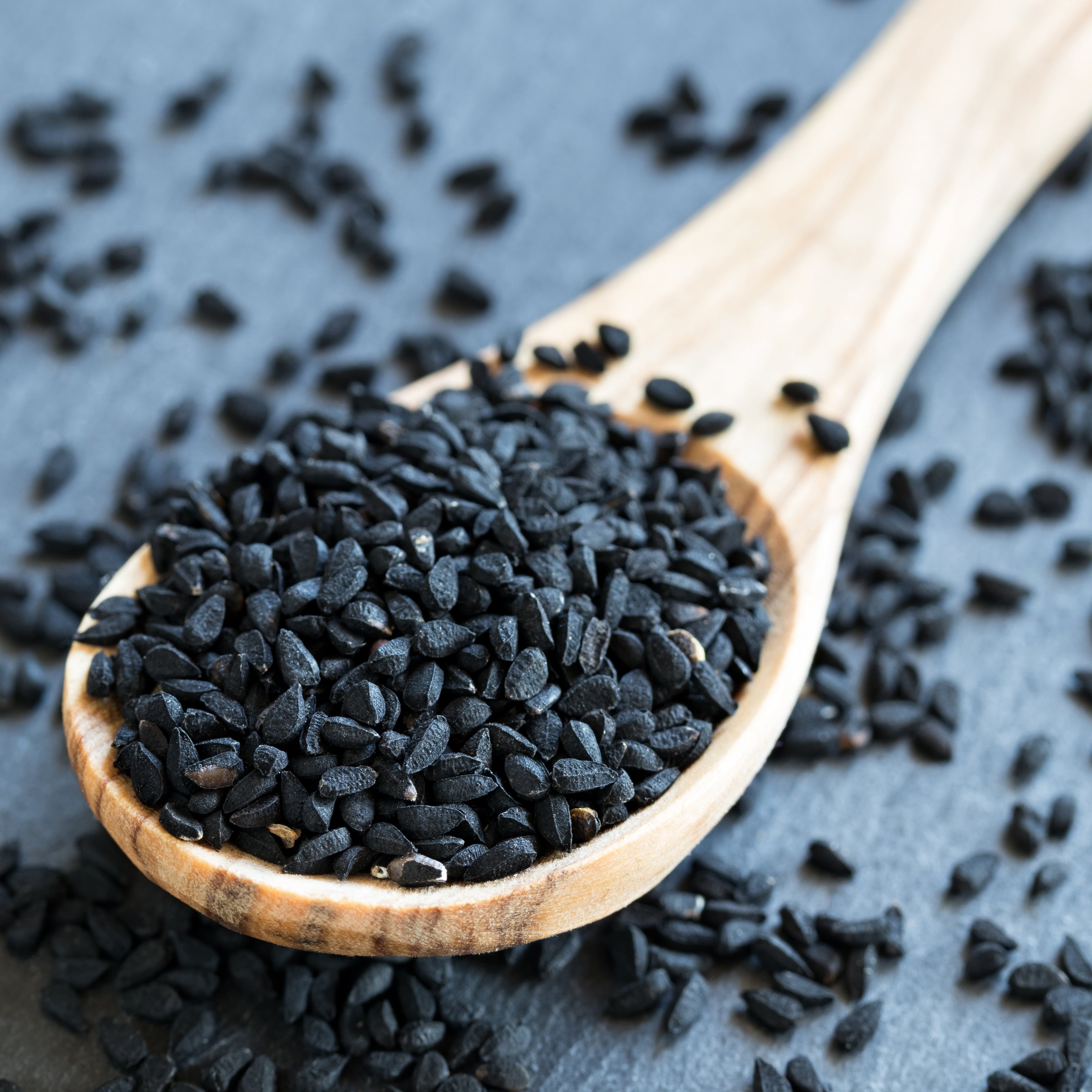 Kalonji Oil for Hair: Benefits and How to Use it for hair growth