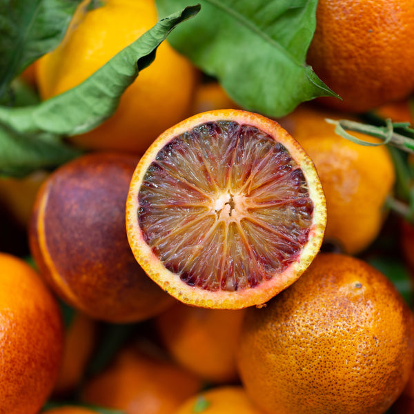 All The Benefits And Uses of Orange Oil For Skin