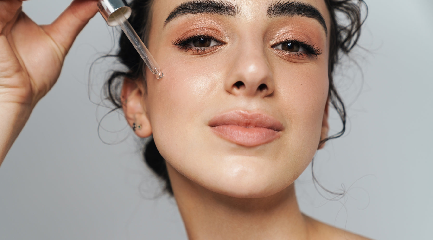 Sugarcane and Glycolic Acid: How Natural AHA from Sugarcane Gently Exfoliates and Brightens Skin