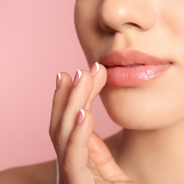 How to make lips pink naturally 