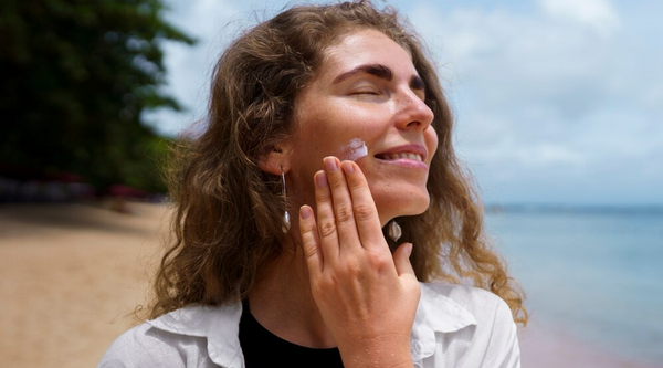Why Our Non-Greasy, Ultra-Lightweight Sunscreen is a Game Changer