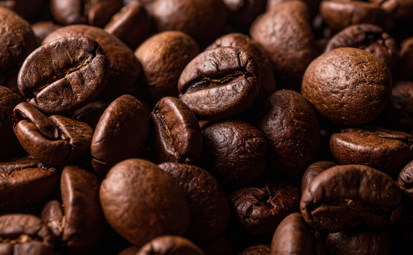 Caffeine for Undereyes: The Best Eye Serum for Dark Circles, Puffiness & Tired Eyes