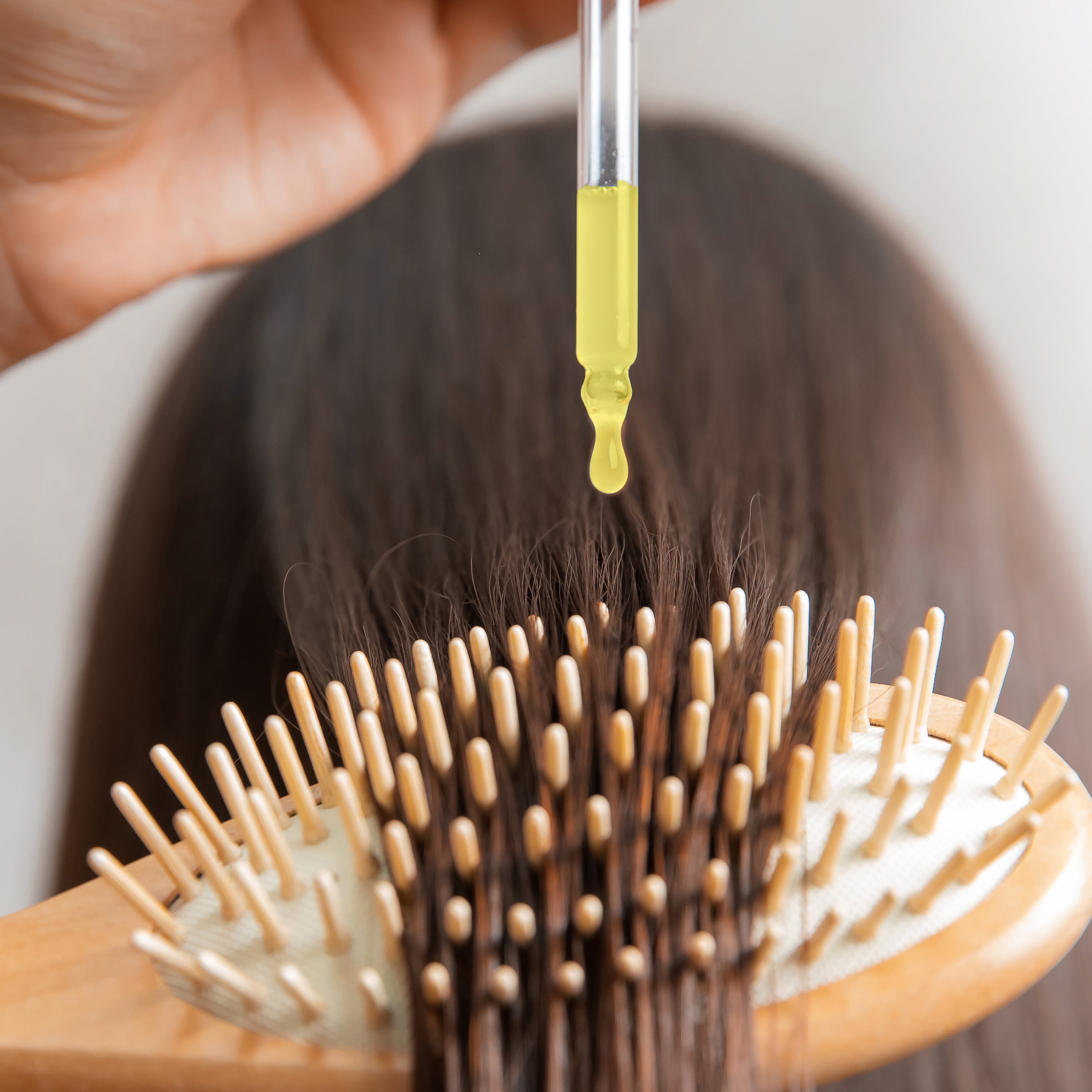 Does castor oil help in better hair growth? Best Natural Remedies